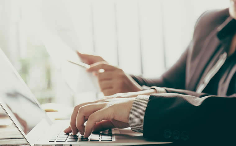 Trust your professional office to the office insurance professionals at Selective Insurance.