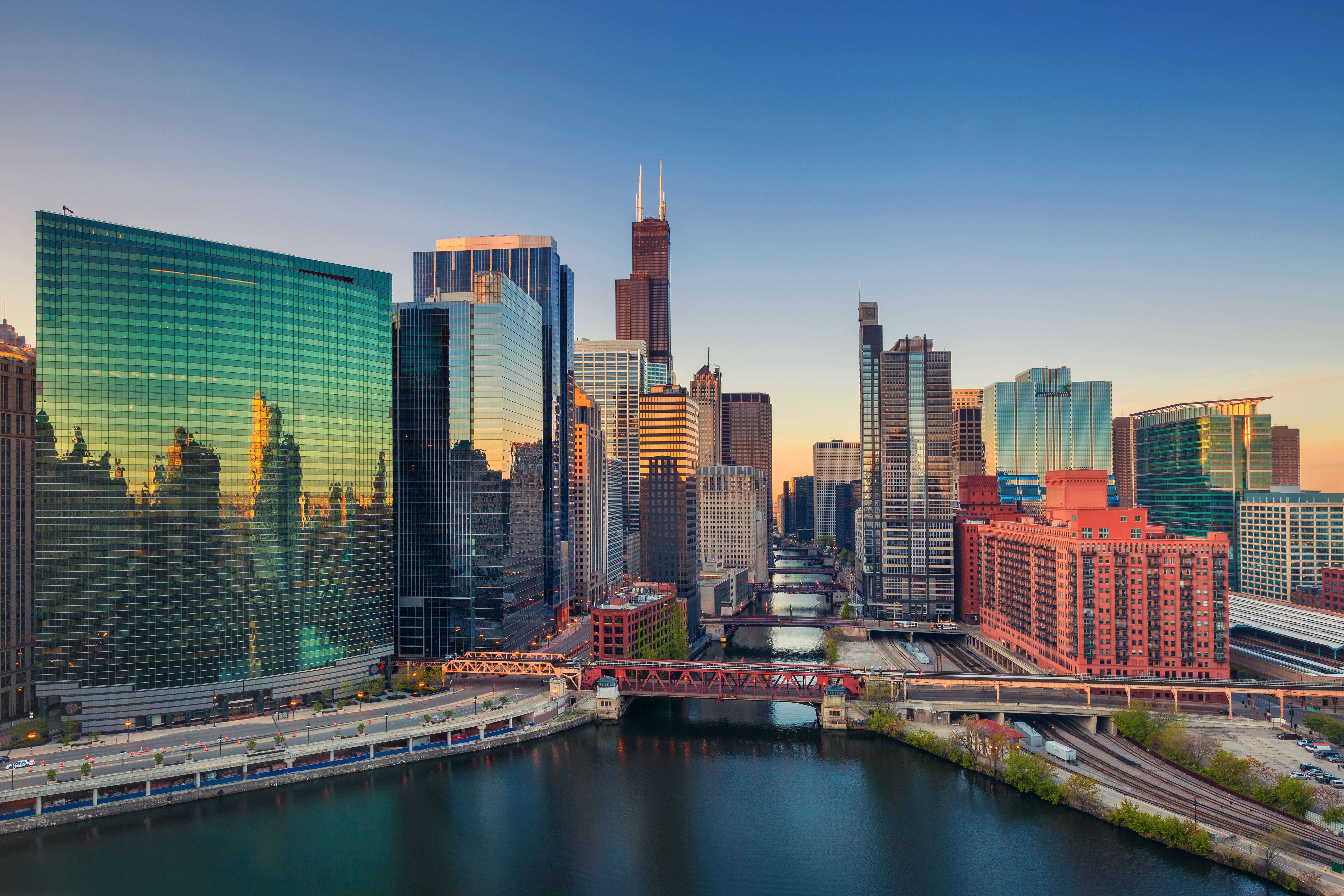 Chicago skyline and city center where Selective offers Illinois Business Insurance.