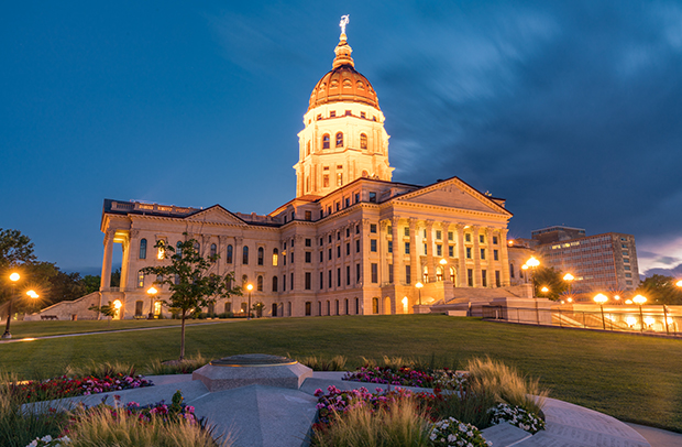 Get Kansas business insurance tailored to your needs from Selective.