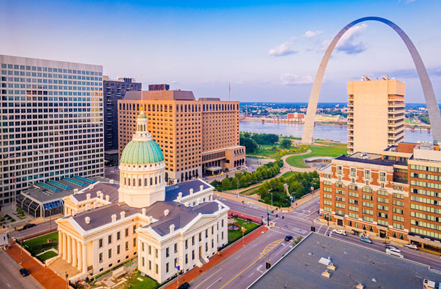 St. Louis skyline and city center where Selective offers Missouri Business Insurance.